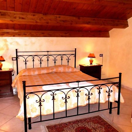 Dolcedorme Bed And Breakfast Терранова-ди-Поллино Экстерьер фото